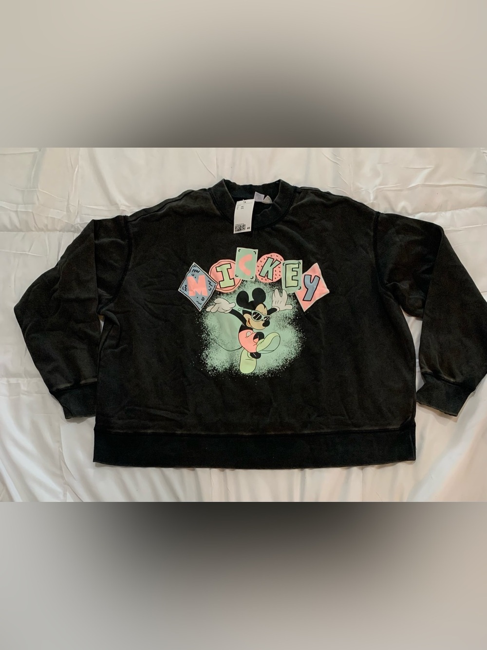 New with tags H&M Mickey Mouse sweatshirt size 2XL